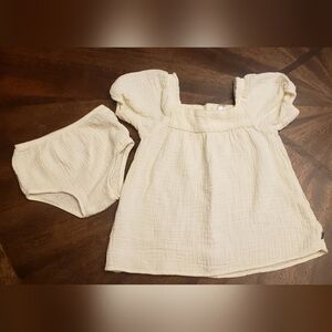 Modern Moments by Gerber Baby Girl Muslin Dress and Bloomers Set, 12M, 100% Cott